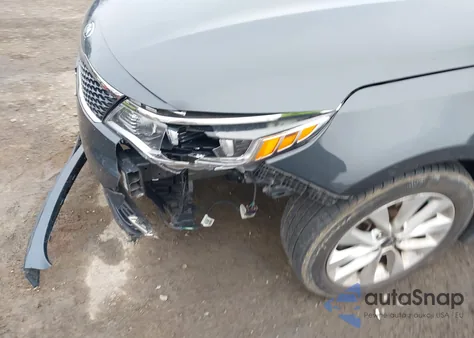 2016 Kia Optima Ex z USA, uszkodzony, nr VIN 5XXGU4L34GG010877